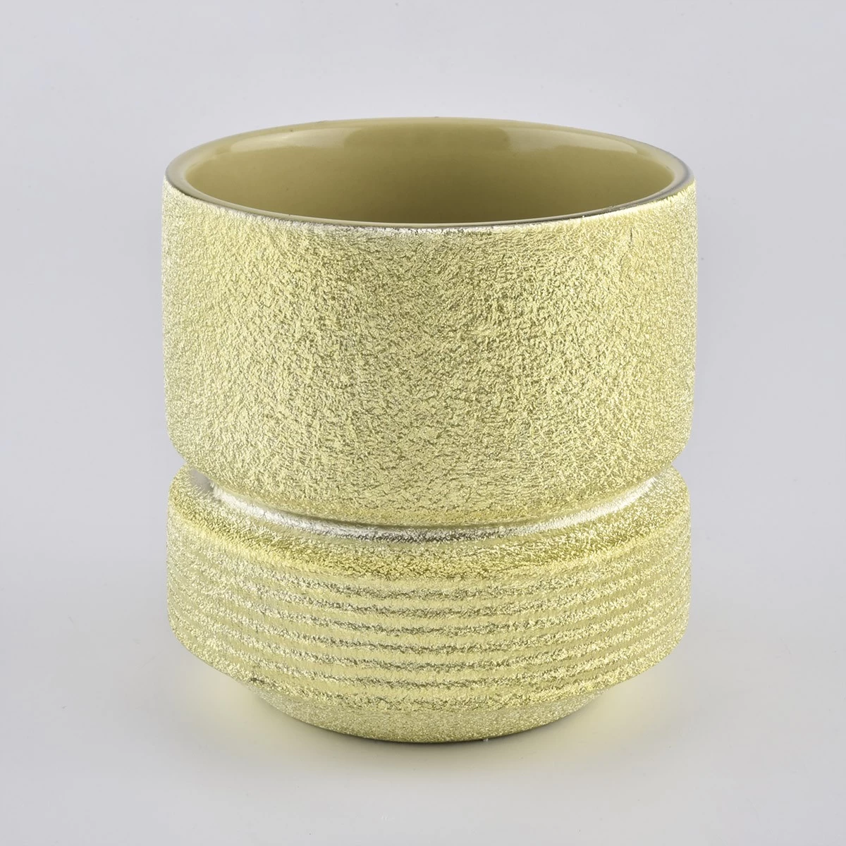 Unique Gold Ceramic Candle Vessels For Party Decoration