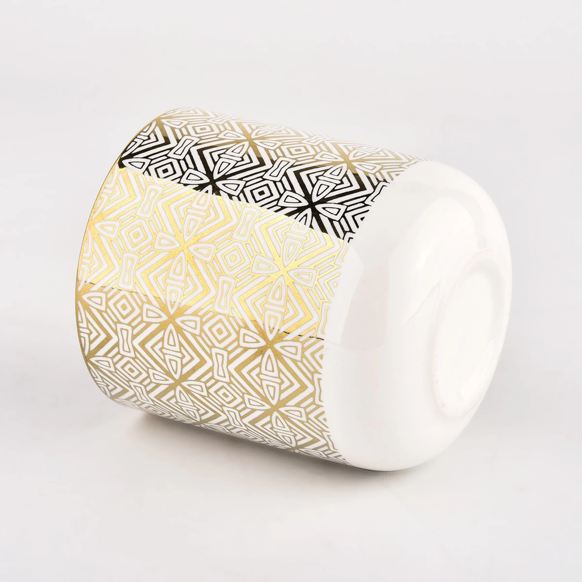10oz white ceramice with full around gold artwork candle jar