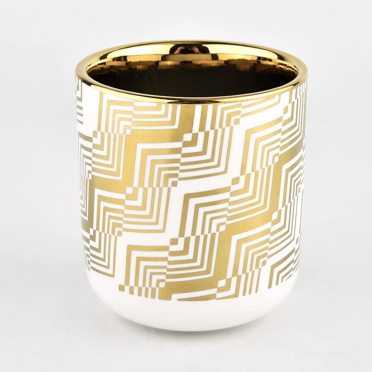 round bottom white ceramic candle jar with gold electroplating inside