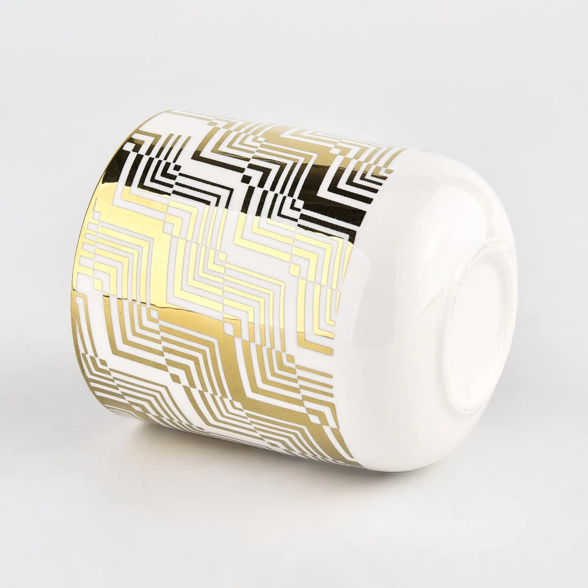 round bottom white ceramic candle jar with gold electroplating inside