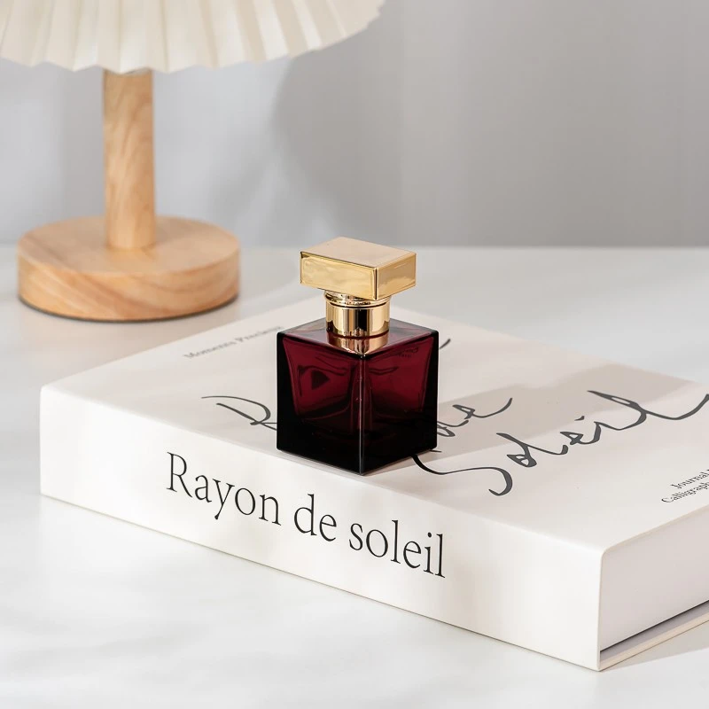  empty cube glass perfume bottle with gold cap