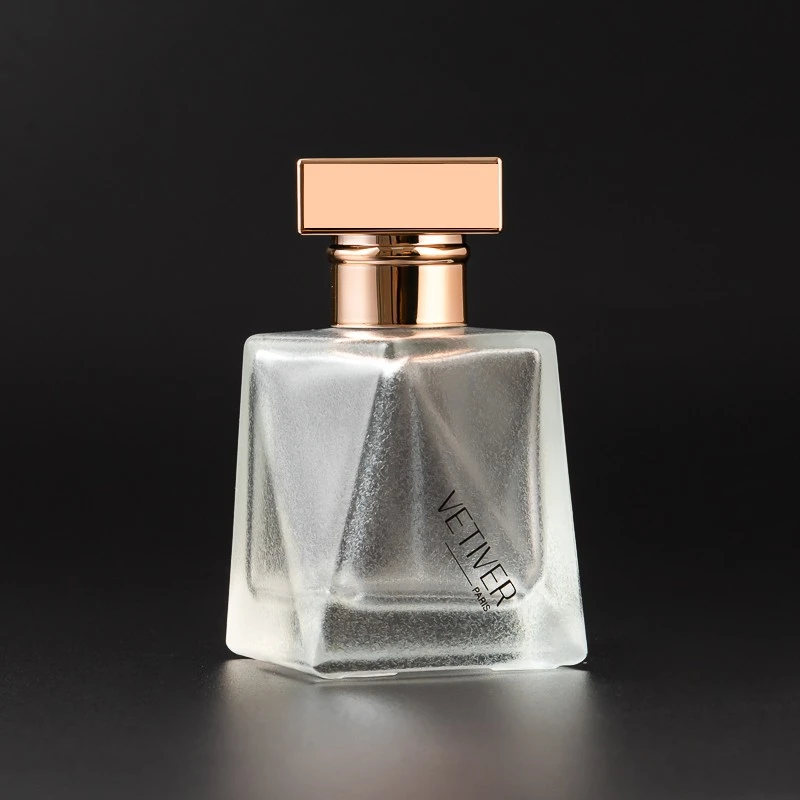 Kina 50 ml luksuriøs frostet hvit glass parfymeflaske engros produsent
