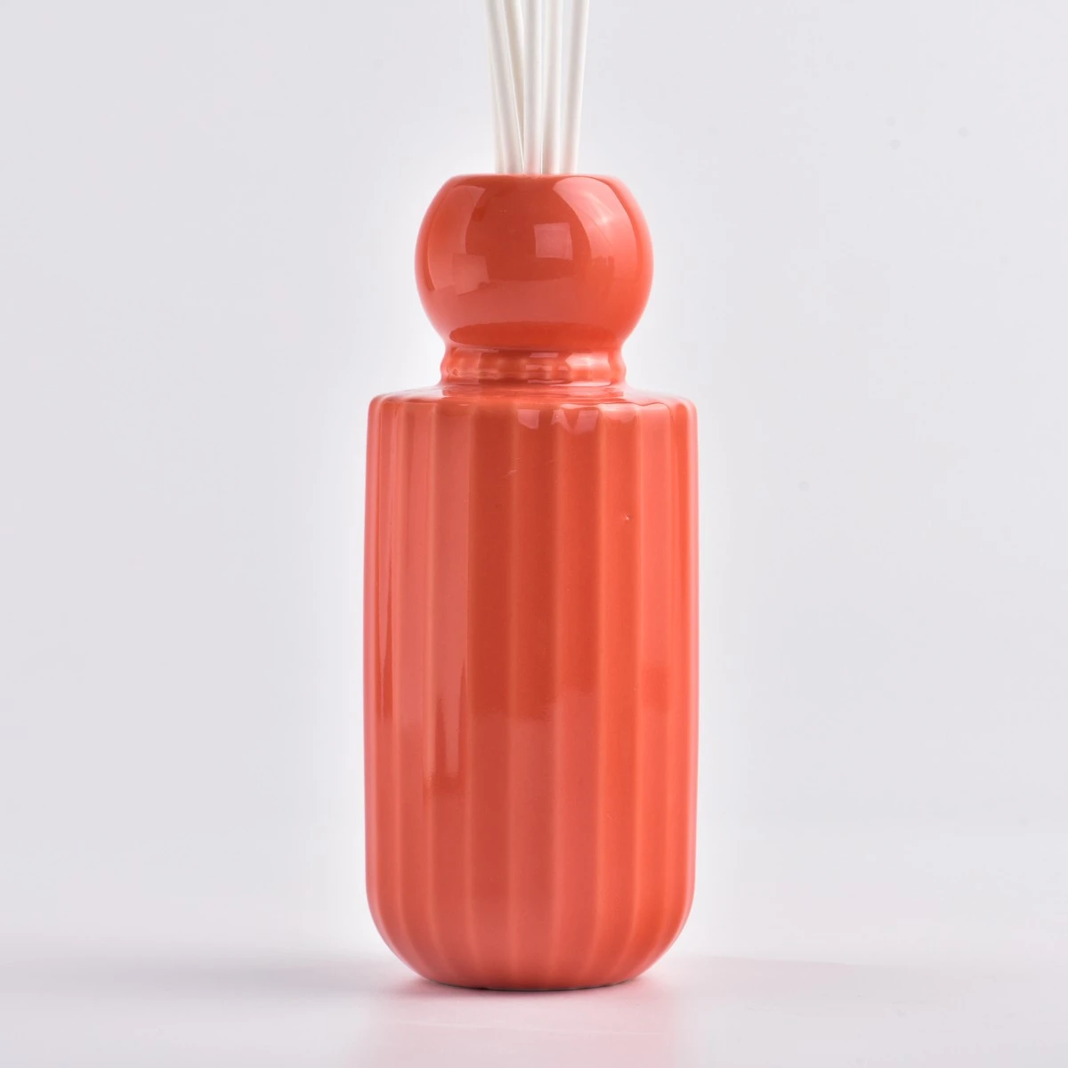 Supplier 359ml Orange Ceramic Aromatherapy bottles with acrylic lid 