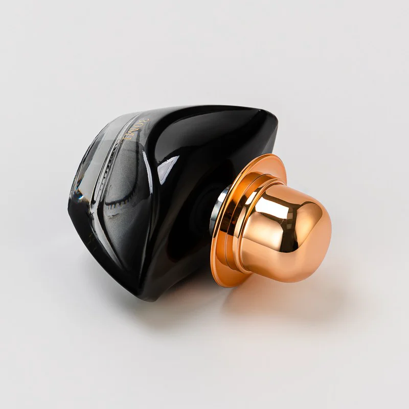 Custom Color 30ml Elegant Creative Shape Glass Perfume Bottle with Spray Head Gold Lid