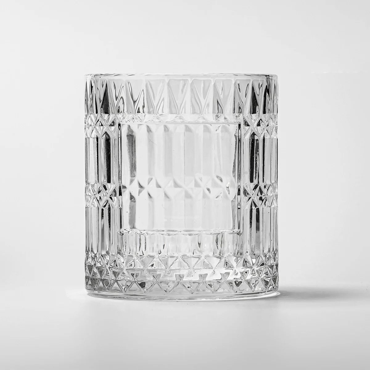 Custom Label Cylinder Embossed Glass Jar Empty Candle Holder for Candle Packaging