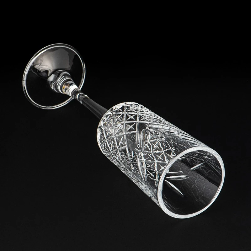 Pembekal Piala Kaca Kristal Ukiran Tangan 180ml