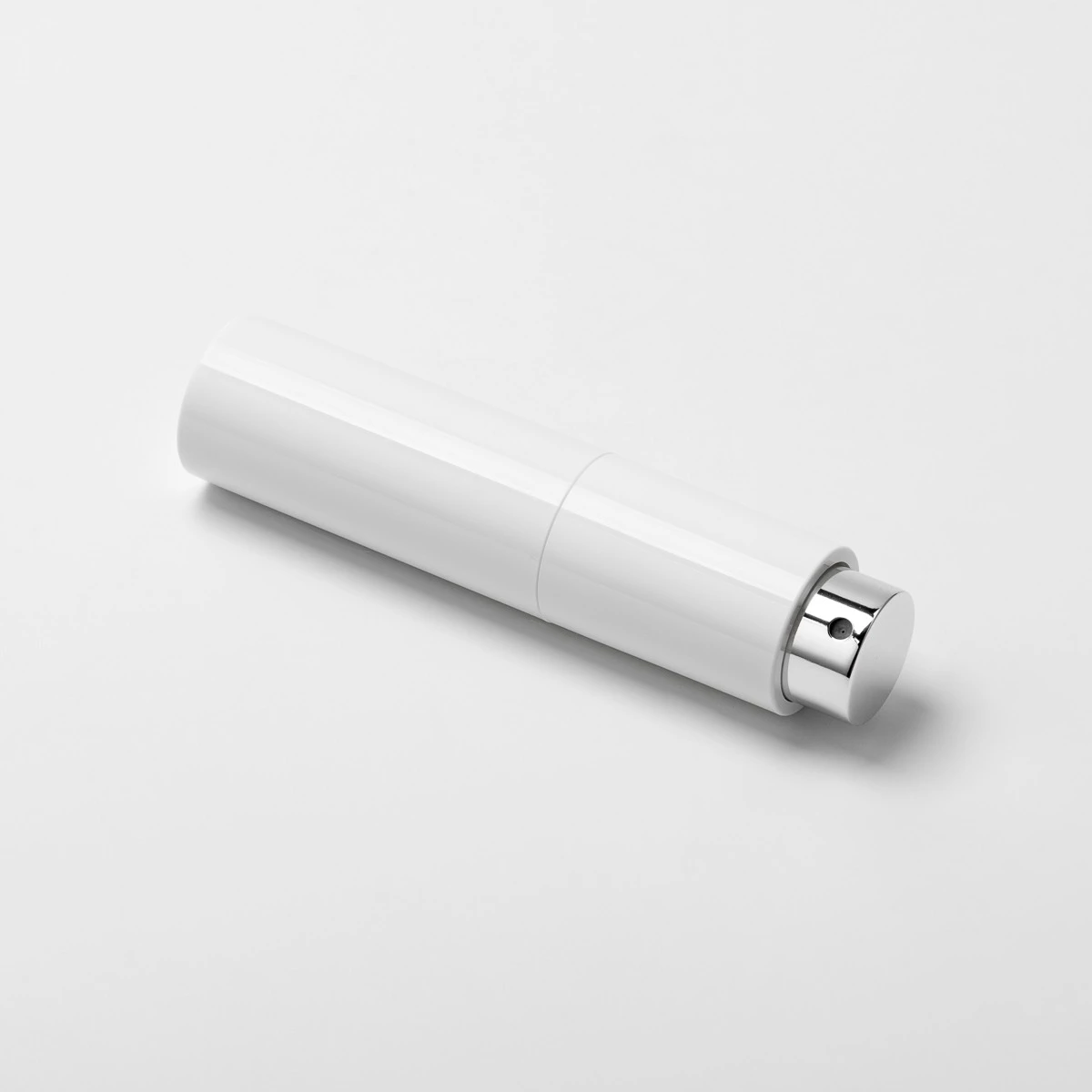 Veleprodaja jedinstvene bijele prijenosne staklene bočice parfema od 5 ml