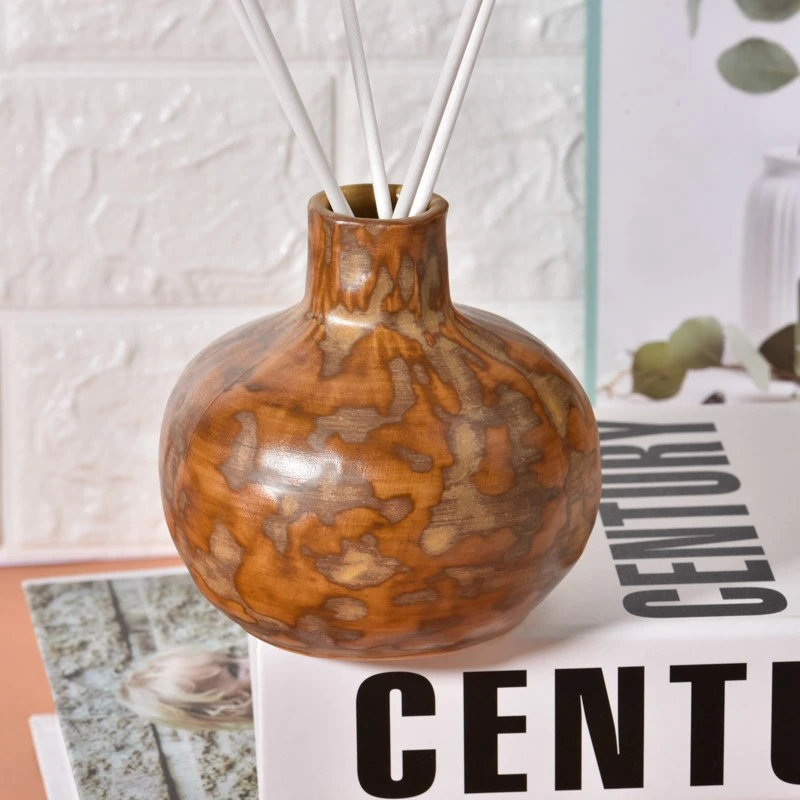 Supplier 388ml Home Decoration Customize Pattern Ceramic Bottle Aroma Reed Diffuser Bottle