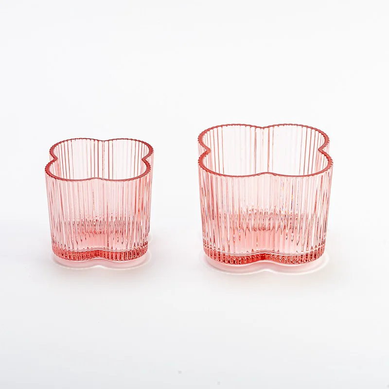 bytový dekor ružový kvet sklenený svietnik