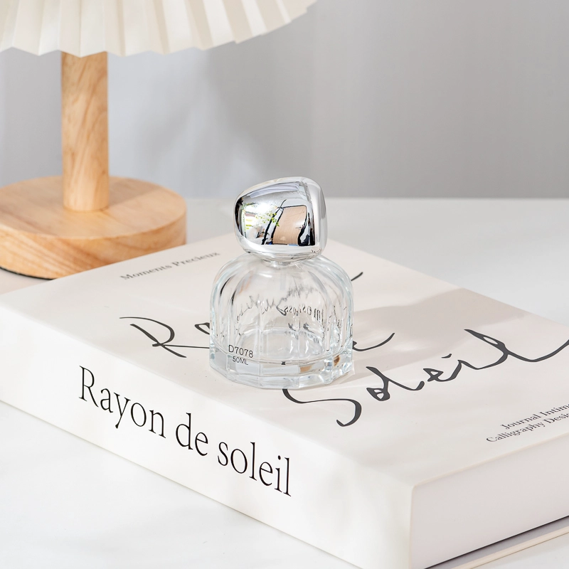 Luxury Style Glass Perfume 50ml Empty Bottle with Unique Lid