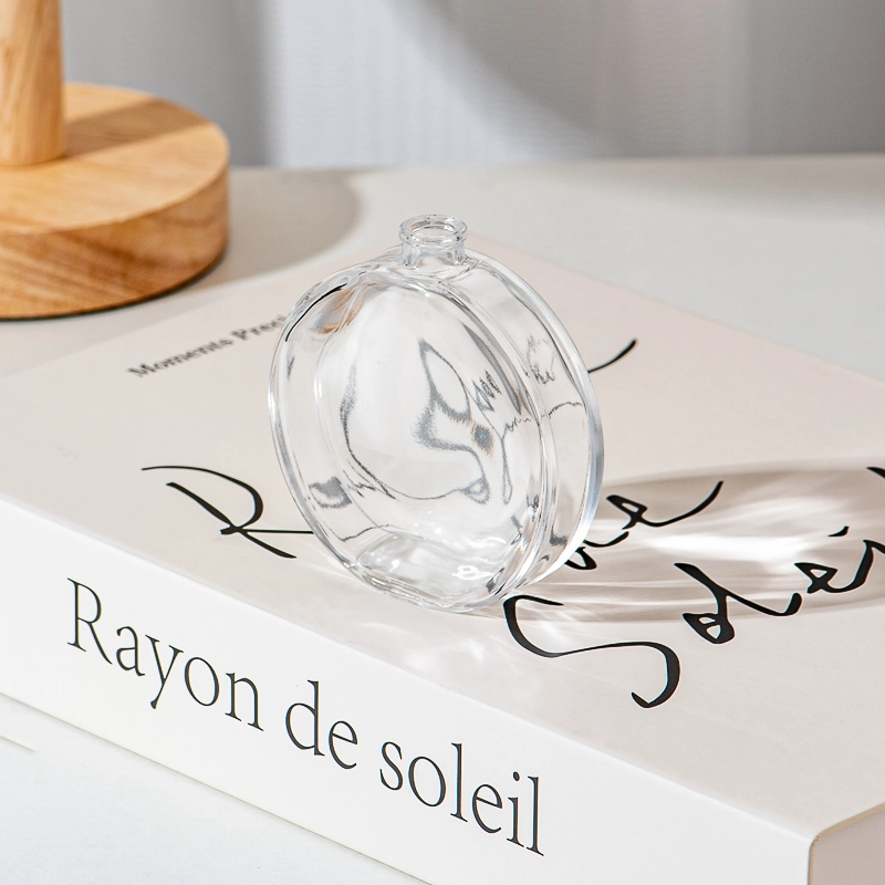 Custom 50ml clear Aromatherapy Perfume Bottle Flat Perfume Bottle wholesale