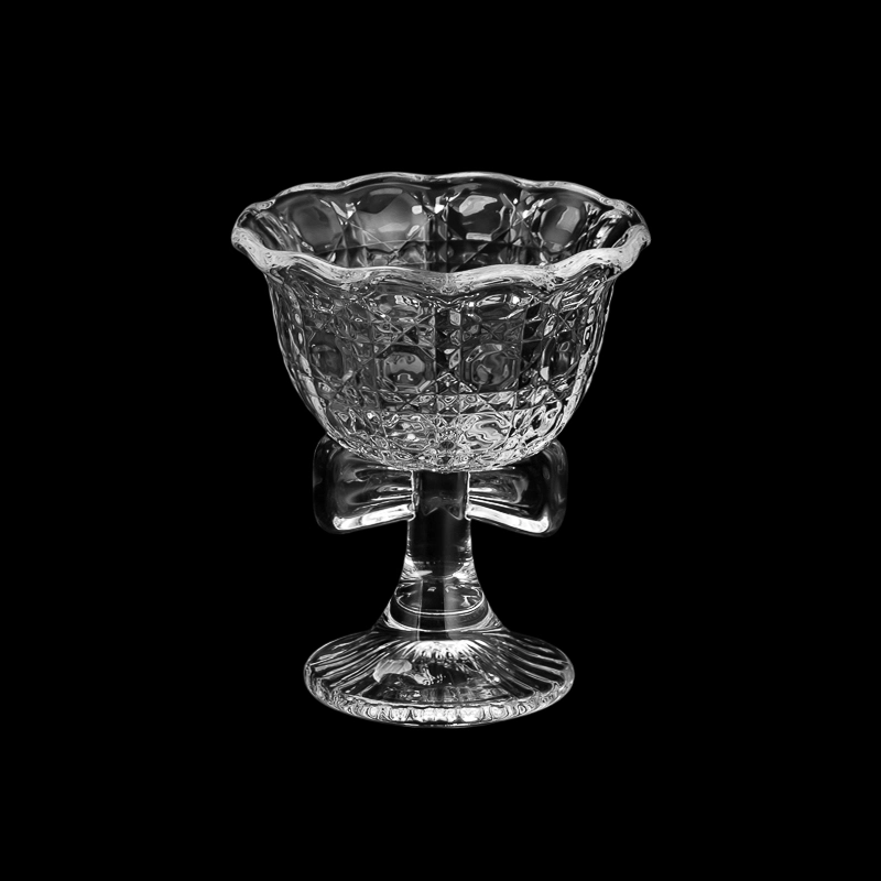 Wholesale 200ml Wine Glass, Beverage Glass, Ice Cream Glass And Glass Jar With Flower Shape For Home Deco