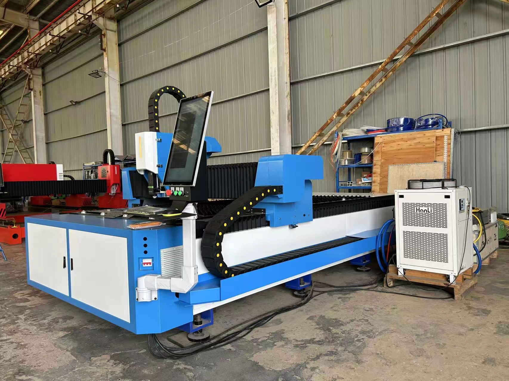 China low cost automatic kingcutting steel fiber laser cutting factory china manufacturer