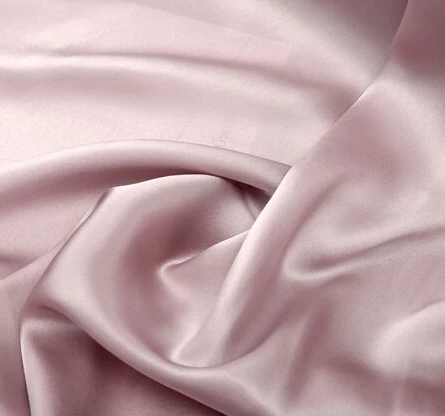 How designers can enhance the texture of garments with lining details