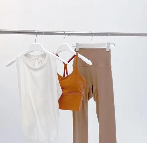 Yoga Interlining: Promoting New Changes in Comfort and Function of Yoga Clothing
