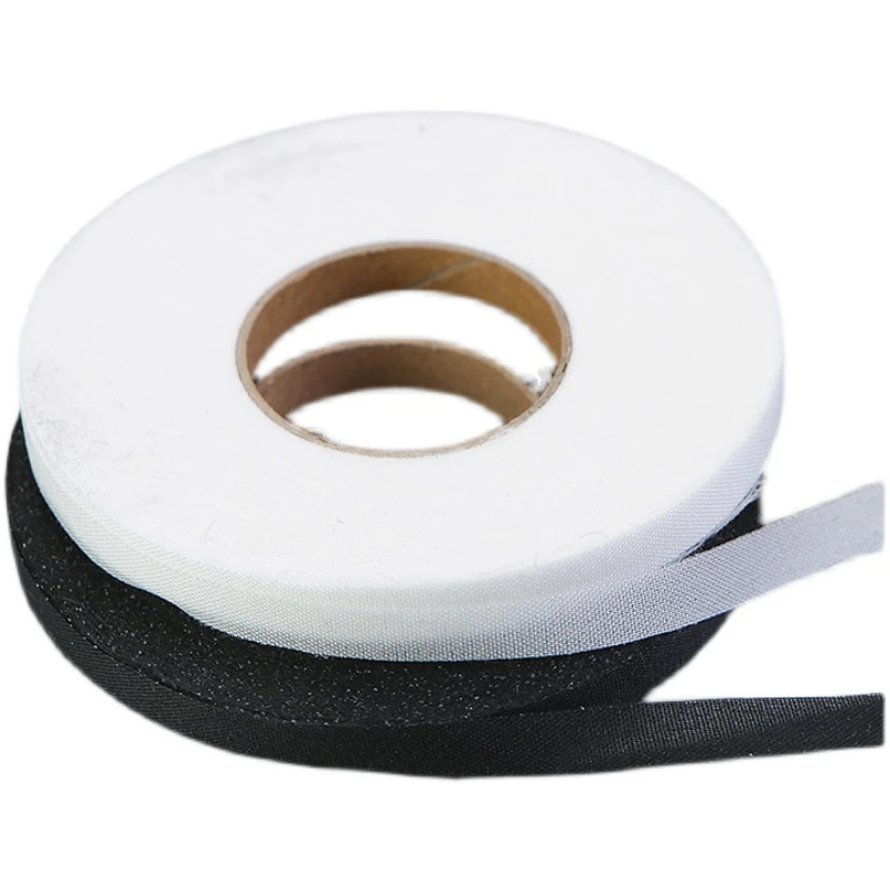 Inserts: Invisible heroes in clothing craftsmanship