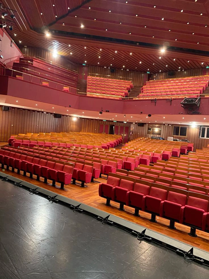 Middle East Cultural Venue Boom Drives Demand for Premium Auditorium Seats, International Manufacturers Compete