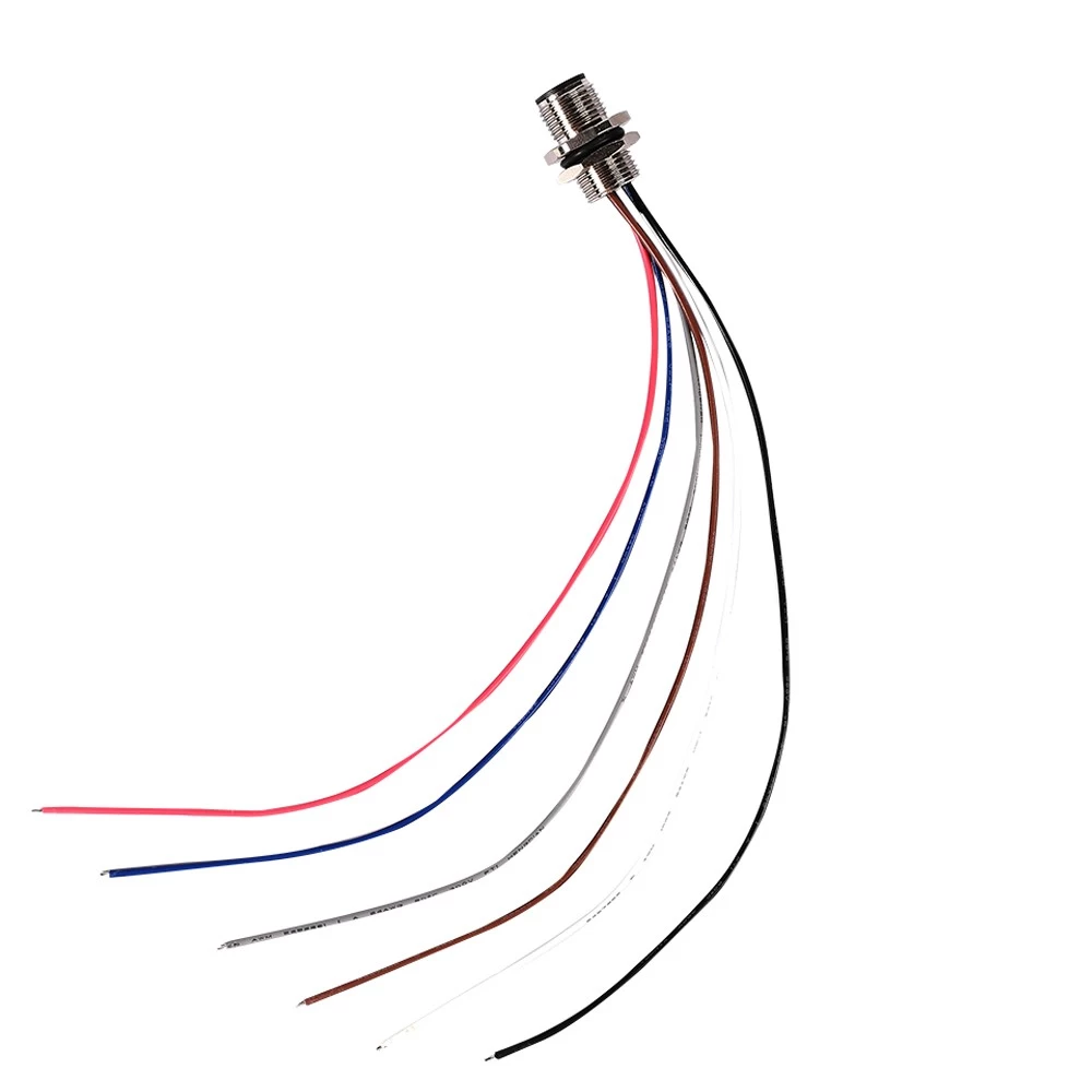 M12 6-nastainen urospuolinen paneeliasennusjohto 200 mm