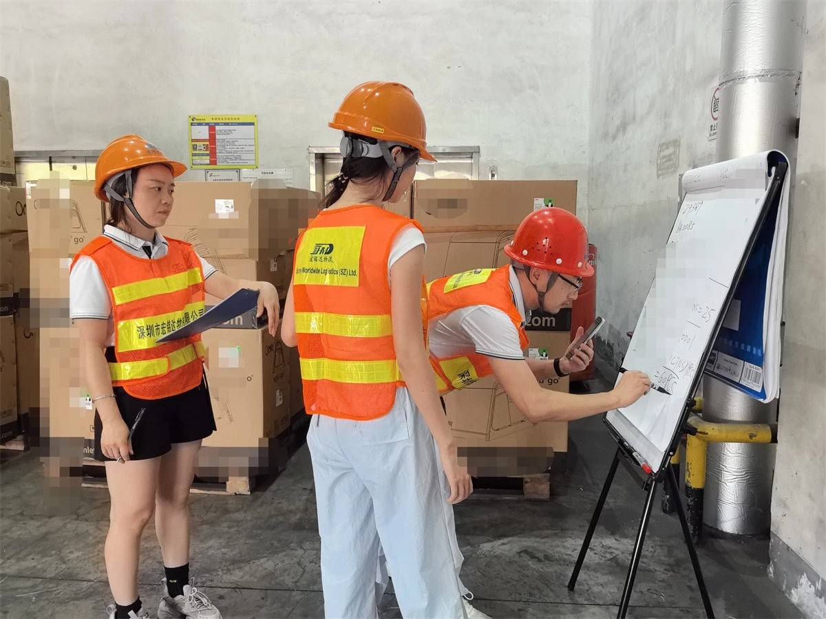 The Crucial Last Mile for Air Freight to UAE: DL Logistics' 100+ Local Team Ensures Timely Delivery