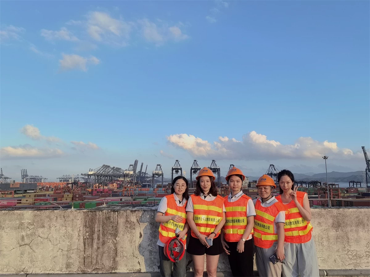 发摩登7空运找货代，货代就是个二道贩子吗