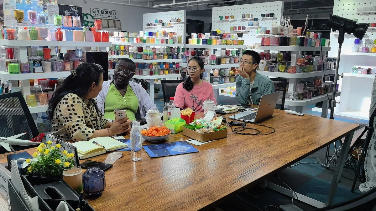 Revealing the Tricky Tactics in Air Freight to Middle East: What Forwarders Do to Rip You Off