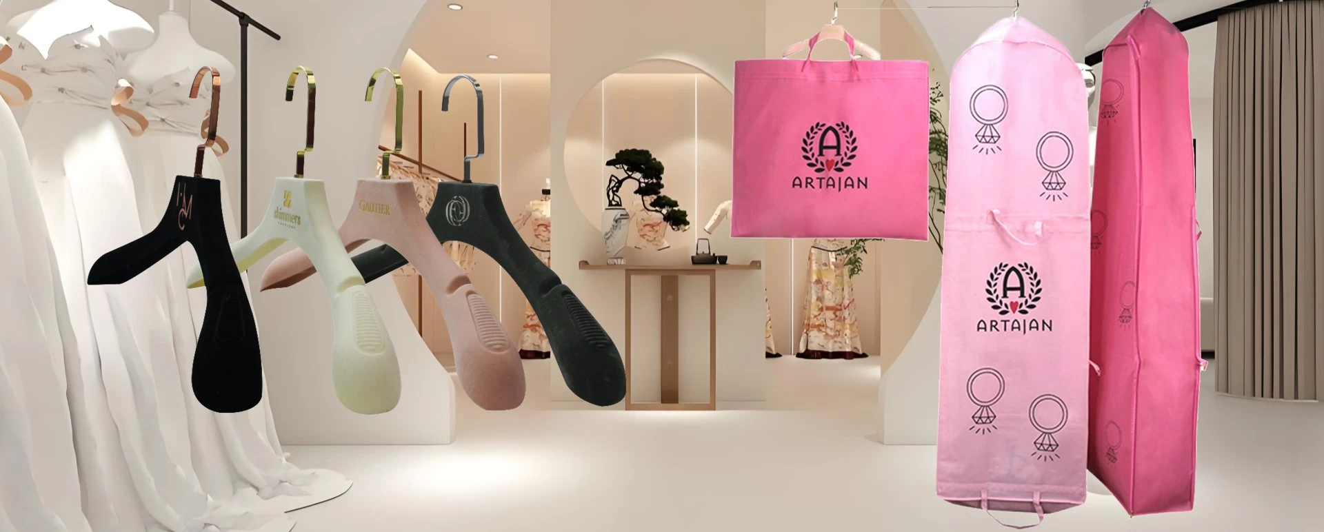 Benutzerdefinierte Kleiderbügel und Taschen für Kleider