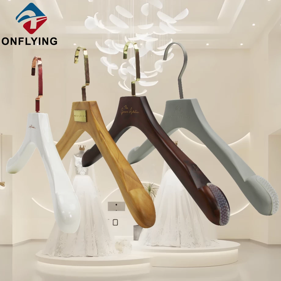 Custom Wooden Hanger manufacturers