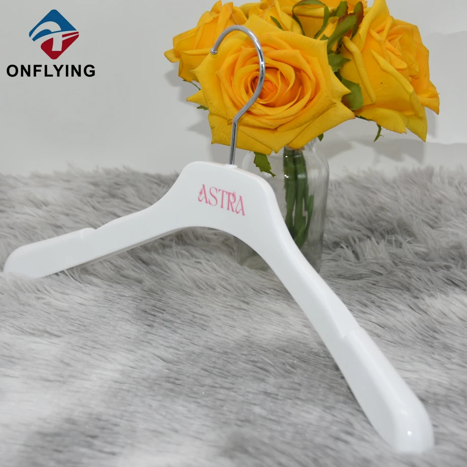 Plastic Coat Hangers Supplier