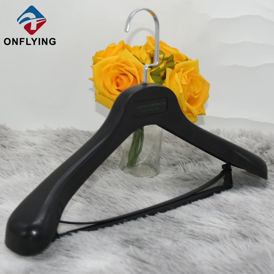 Coat Hangers Plastic Supplier