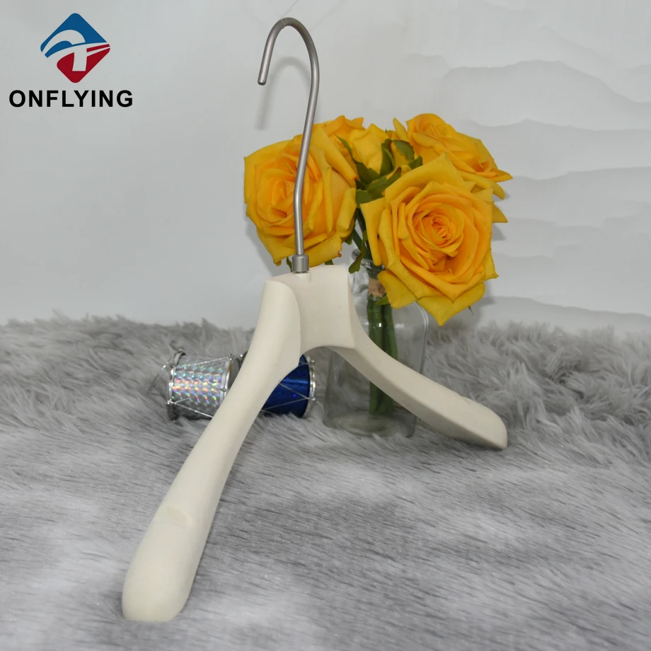 Coat Resin Hanger Supplier