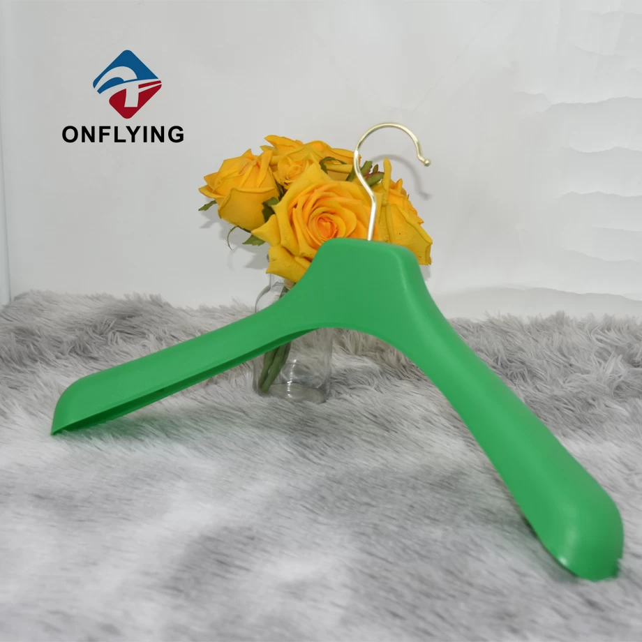 Custom Plastic Clothes Hangers Factory