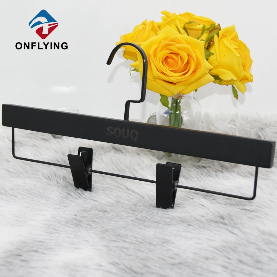 Wooden Pants Wardrobe Hanger Supplier