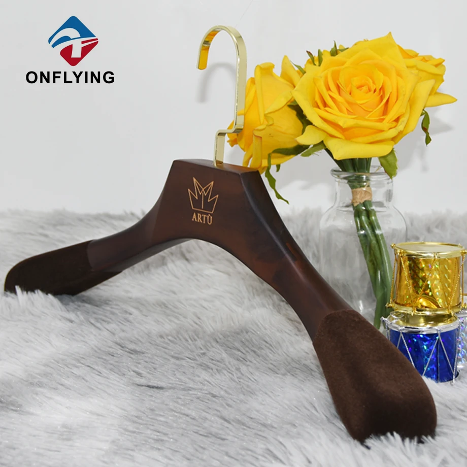 Custom Hangers With Logo Supplier