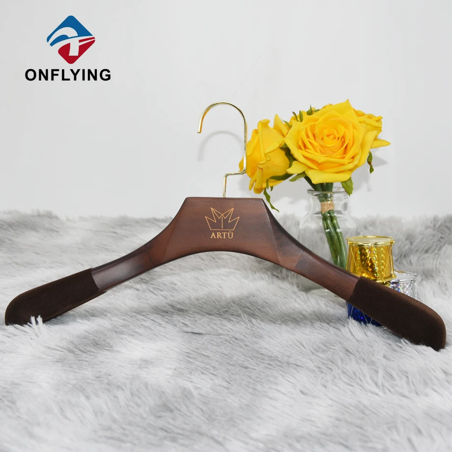 Custom Hangers With Logo Manufacturer
