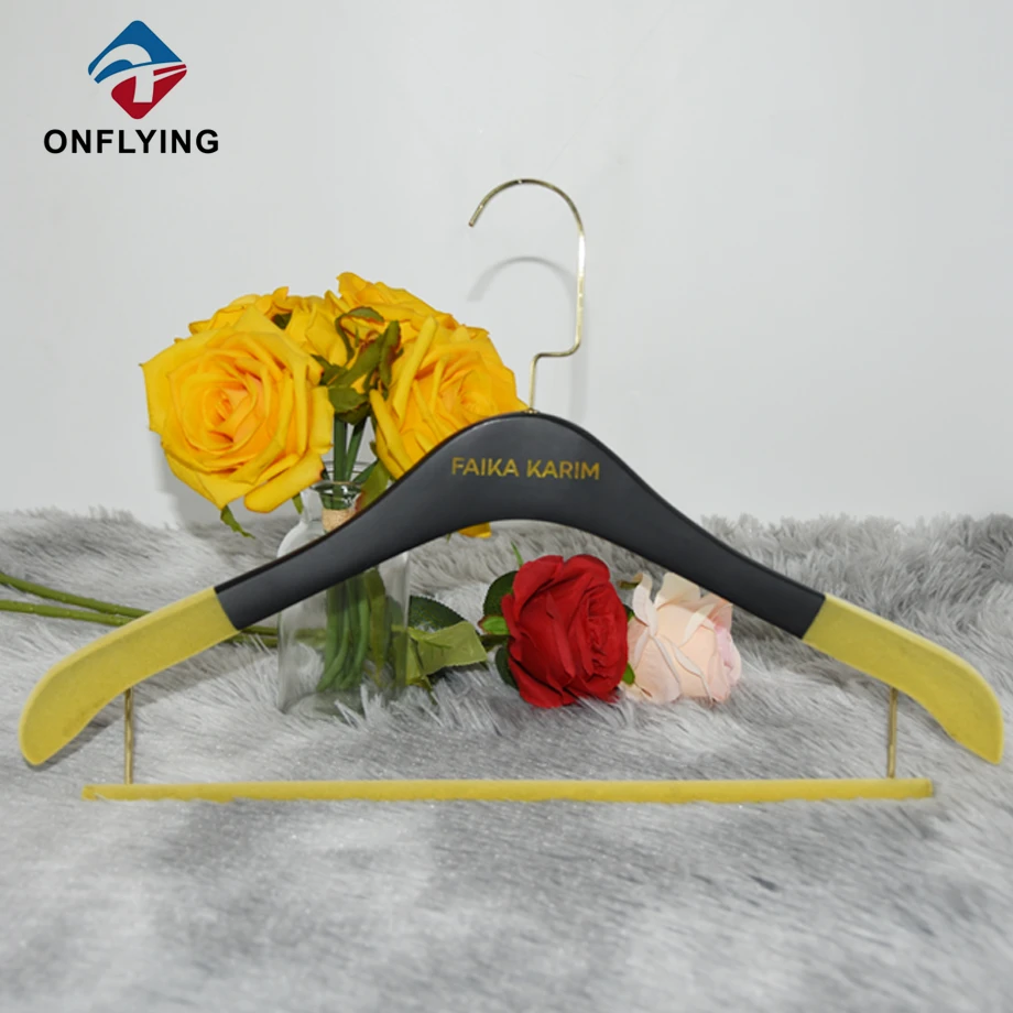 Custom Wooden Coat Hanger Supplier