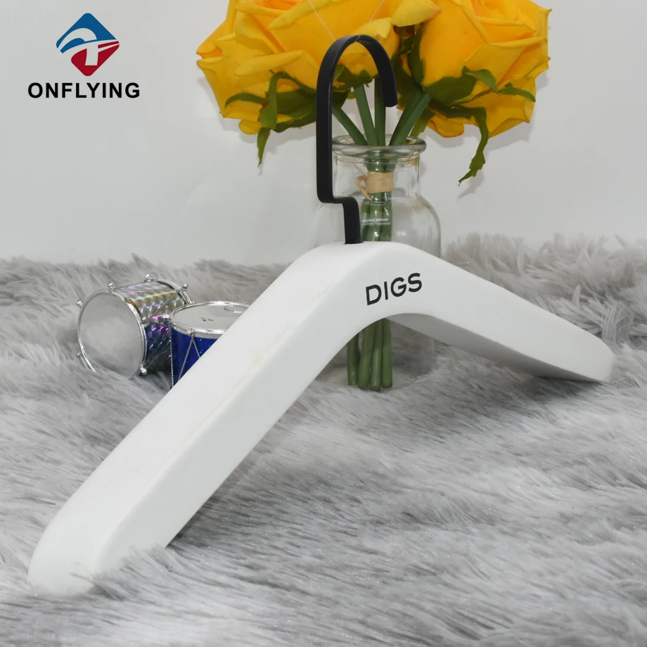 Wooden Clothes Hangers Factory