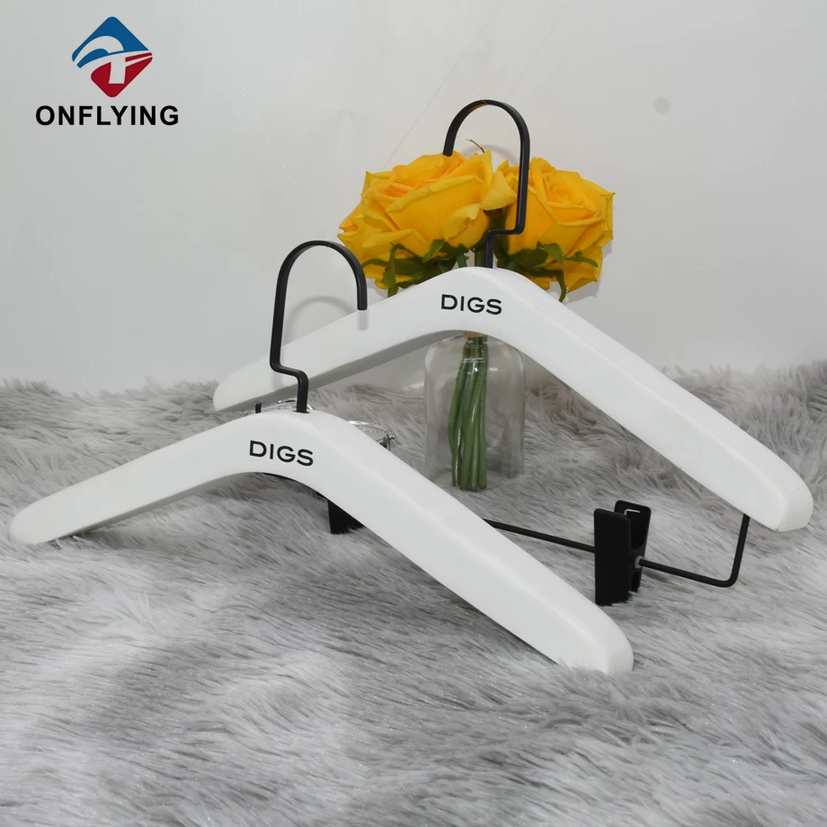 China Fashion Good Quality White Brand Set Custom Wooden Hangers China Manufacturer manufacturer