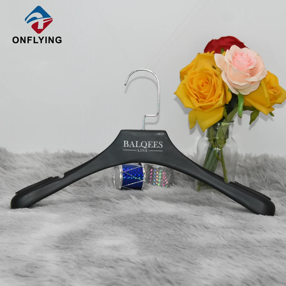 Wooden Customized Hangers Manufacturer