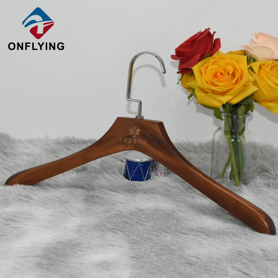 Wooden Coat Hanger Manufacturer