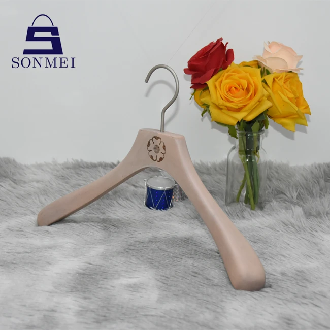 Wooden Hanger With Logo Manufacturer