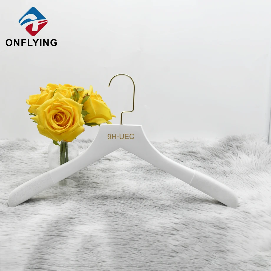 Wooden Clothes Hanger Factory