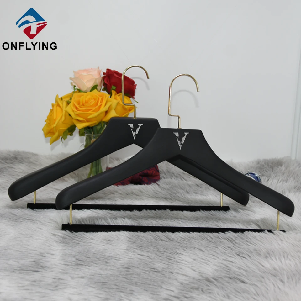 Rubber Coated Custom Wood Hangers Manufacturer