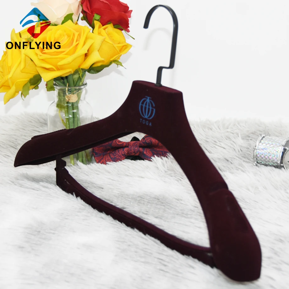 Plastic Suit Hanger Supplier