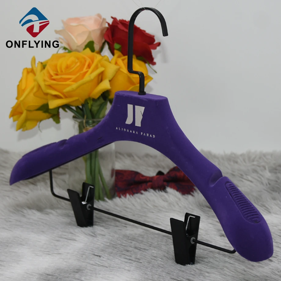 Velvet Skirt Hanger Supplier