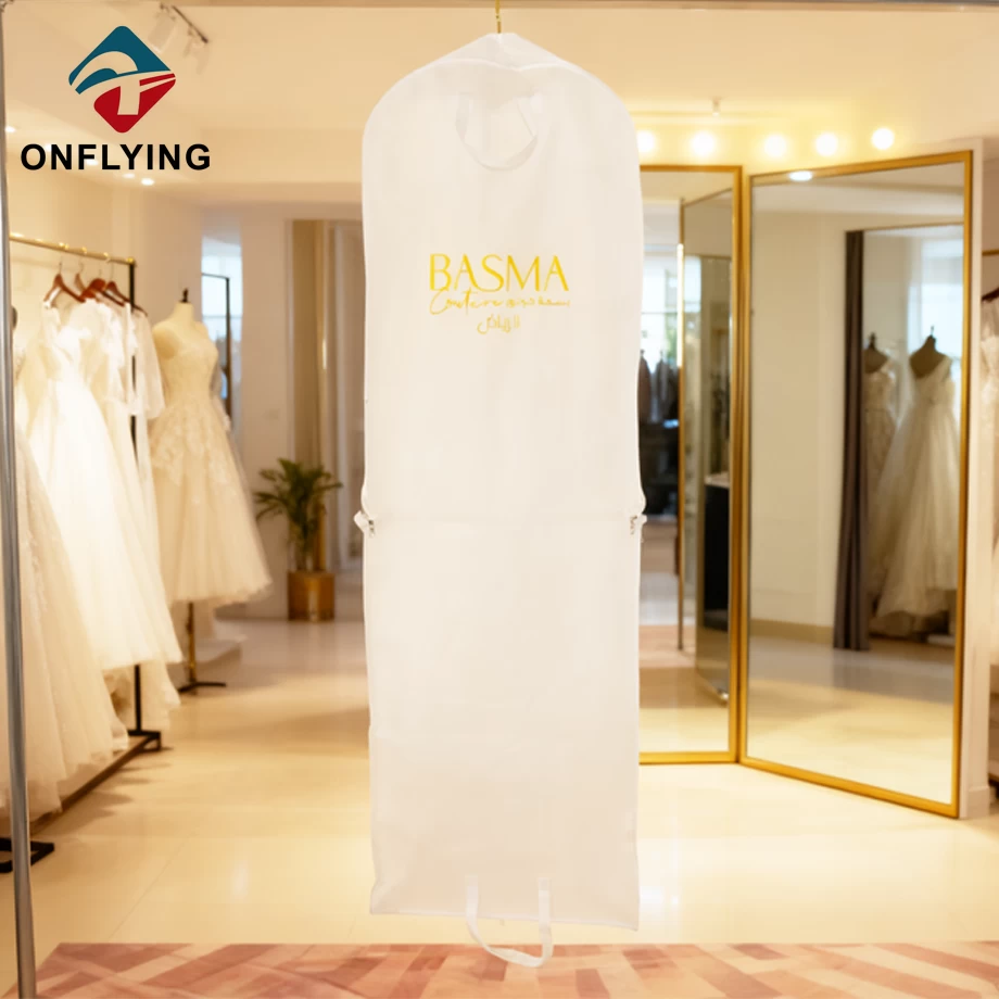 Chine Usine de Chine de couverture de vêtement de robe de mariée longue respirante faite sur commande de luxe fabricant