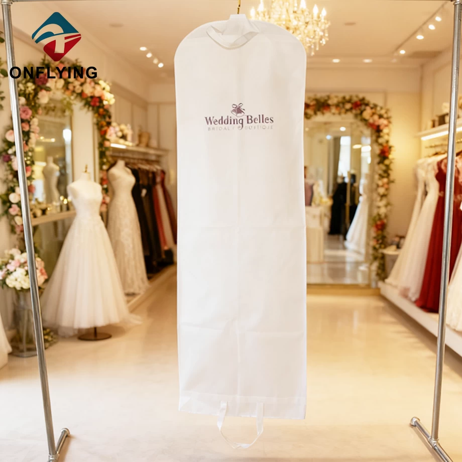Chine Logo personnalisé non tissé blanc robe de mariée robe sacs à vêtements usine de Chine fabricant