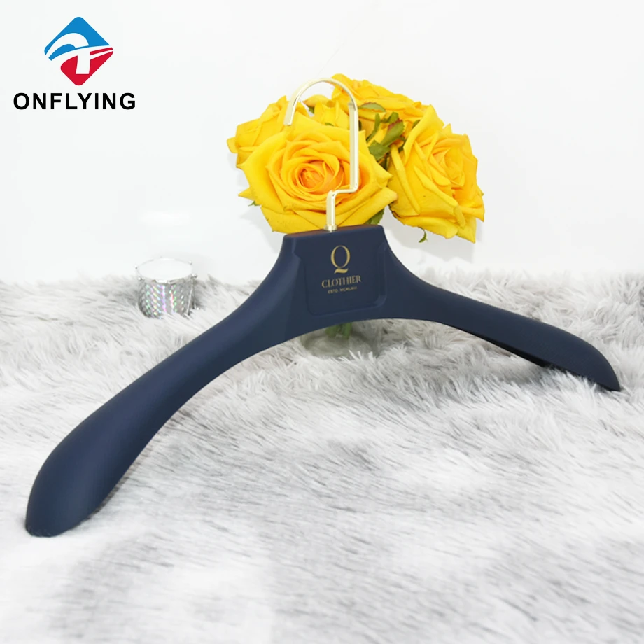 Luxury Cloth Plastic Hangers Factory