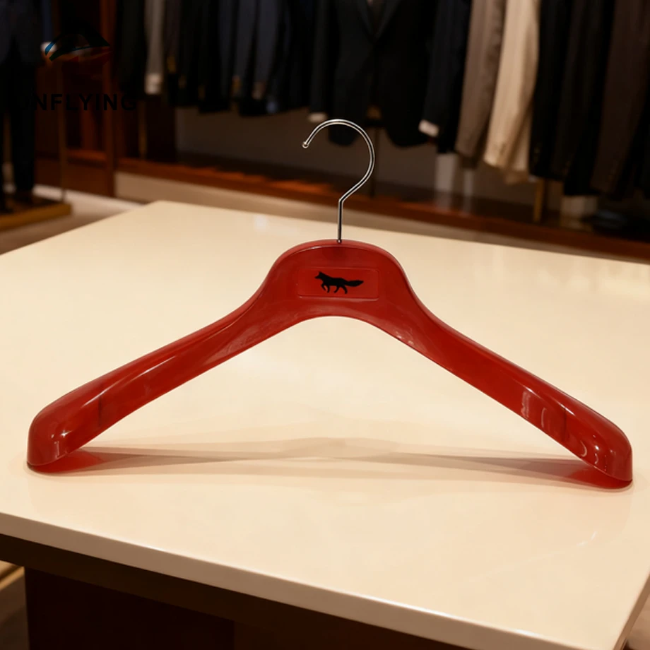 Transparent Hanger Manufacturer