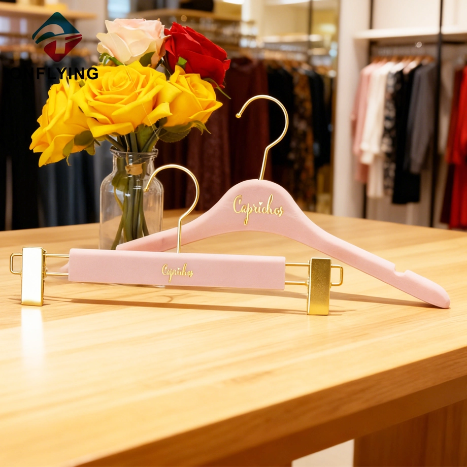 Custom Non Slip Velvet Hanger Factory