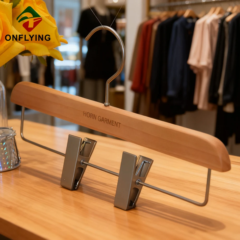 Wood Clothes Hangers Set Supplier